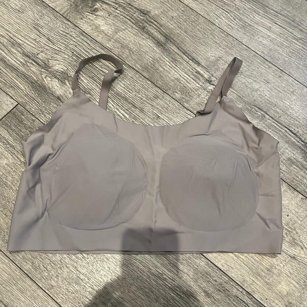 Bundle of Three Women’s 3XL Plain Solid Gray‎ Seamless Wireless Bralette Bras